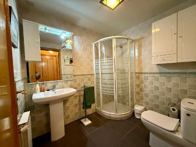 Imagen 12 Inmueble 300052 - Piso en venta en Plasencia / Zona de Policía Nacional. A pocos minutos de institutos