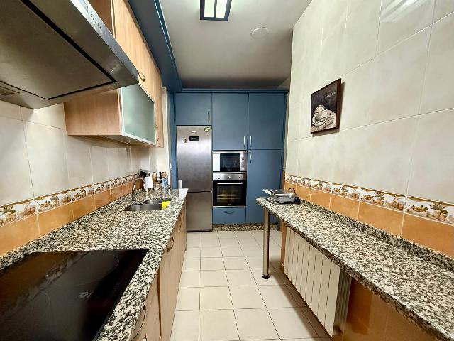 Imagen 3 Inmueble 300052 - Piso en venta en Plasencia / Zona de Policía Nacional. A pocos minutos de institutos