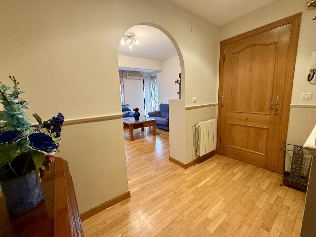 Imagen 1 Inmueble 300483 - Piso en venta en Plasencia / Piso en Ronda del Salvador, junto al centro