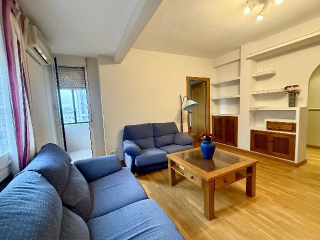 Imagen 4 Inmueble 300483 - Piso en venta en Plasencia / Piso en Ronda del Salvador, junto al centro