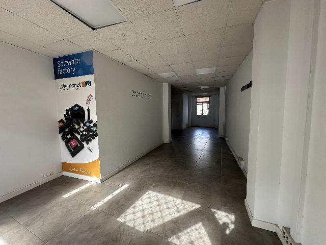 Imagen 2 Inmueble 300590 - Local Comercial en venta en Plasencia / Local comercial en Ronda del Salvador. Junto al Centro