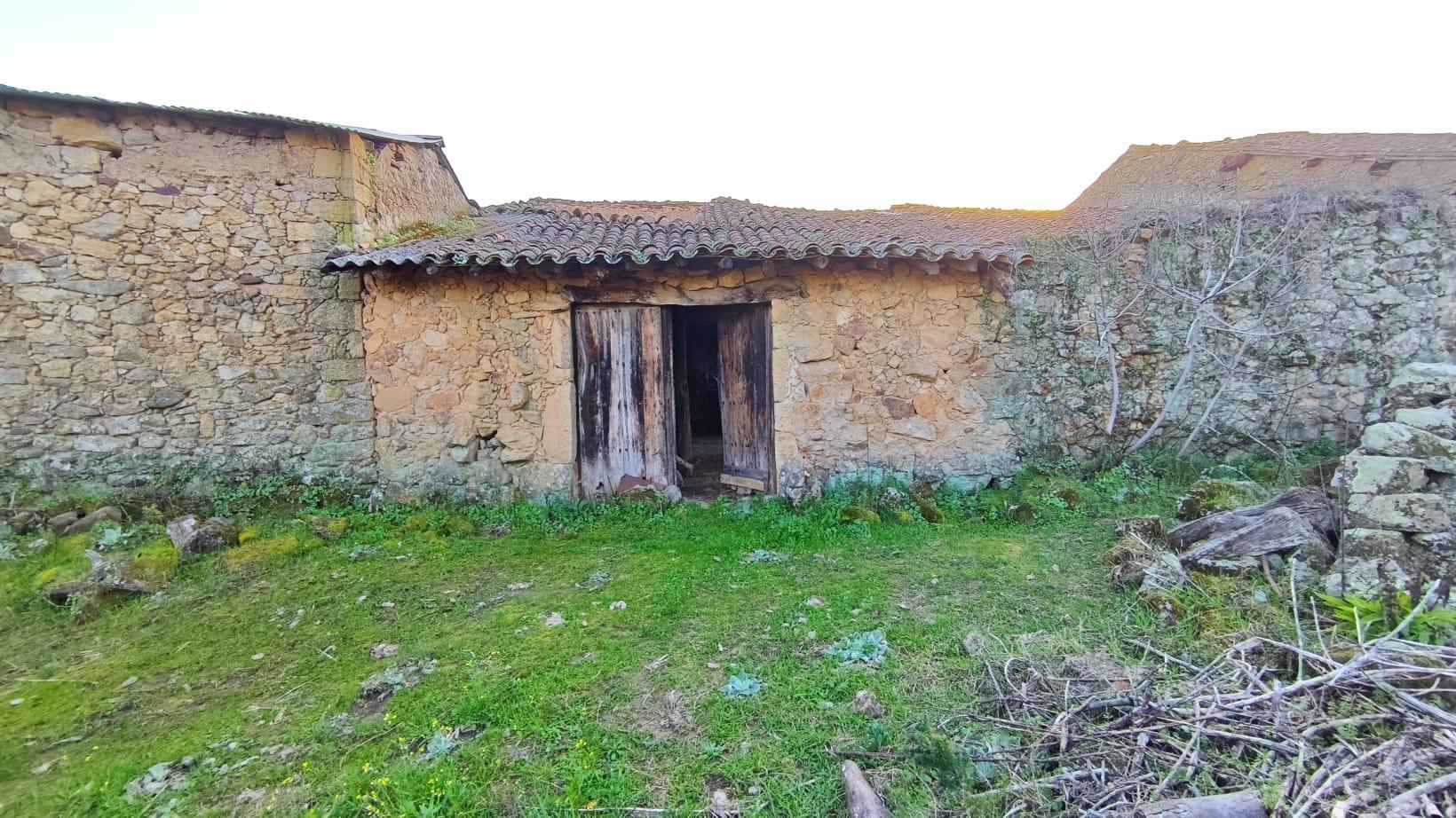 Imagen 20 Casa Pareada en venta en Aceituna / Casa de pueblo, en Aceituna  Cáceres