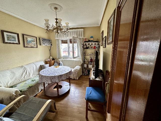 Imagen 1 Inmueble 301141 - Piso en venta en Plasencia / Piso en Ronda del Salvador, junto al centro