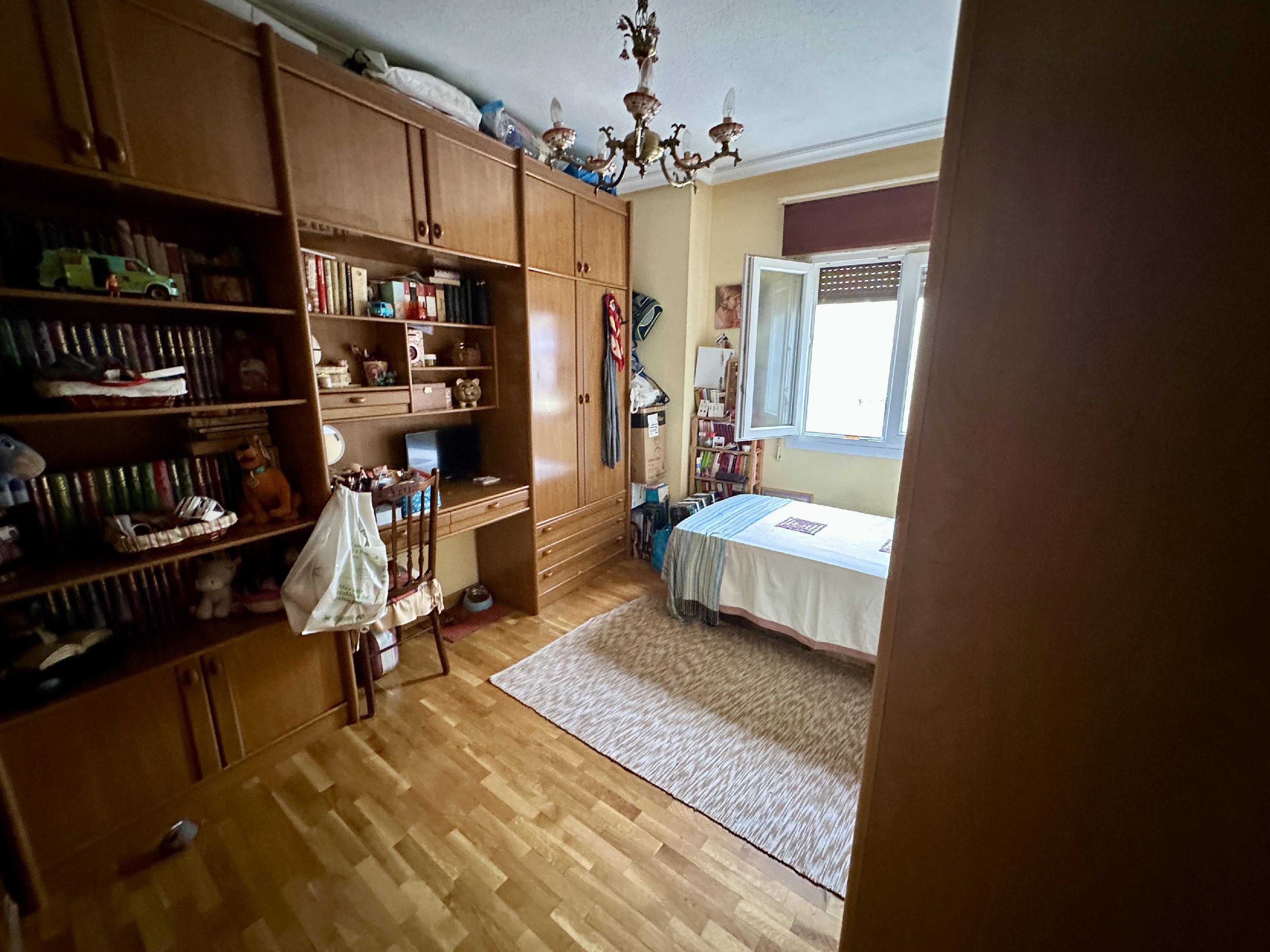 Imagen 9 Piso en venta en Plasencia / Piso en Ronda del Salvador, junto al centro