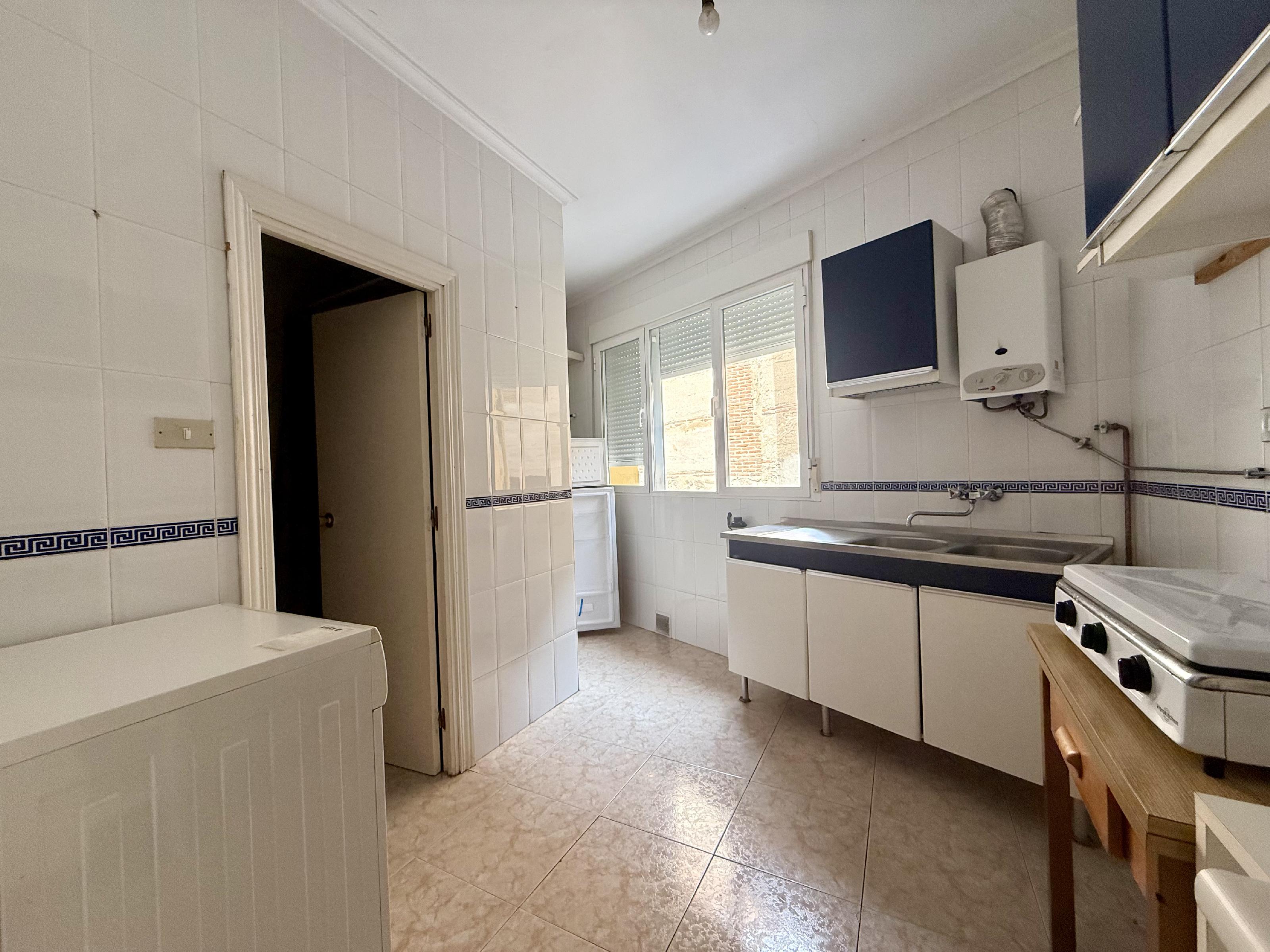 Imagen 10 Piso en venta en Plasencia / A 1 minuto andando de la Plaza Mayor