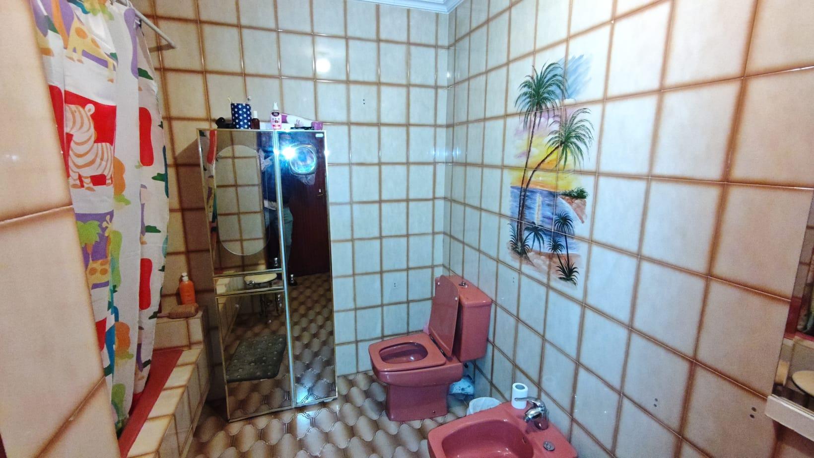 Imagen 8 Piso en venta en Plasencia / Piso sito en Avda de la Vera. Junto a Puerta del Sol.