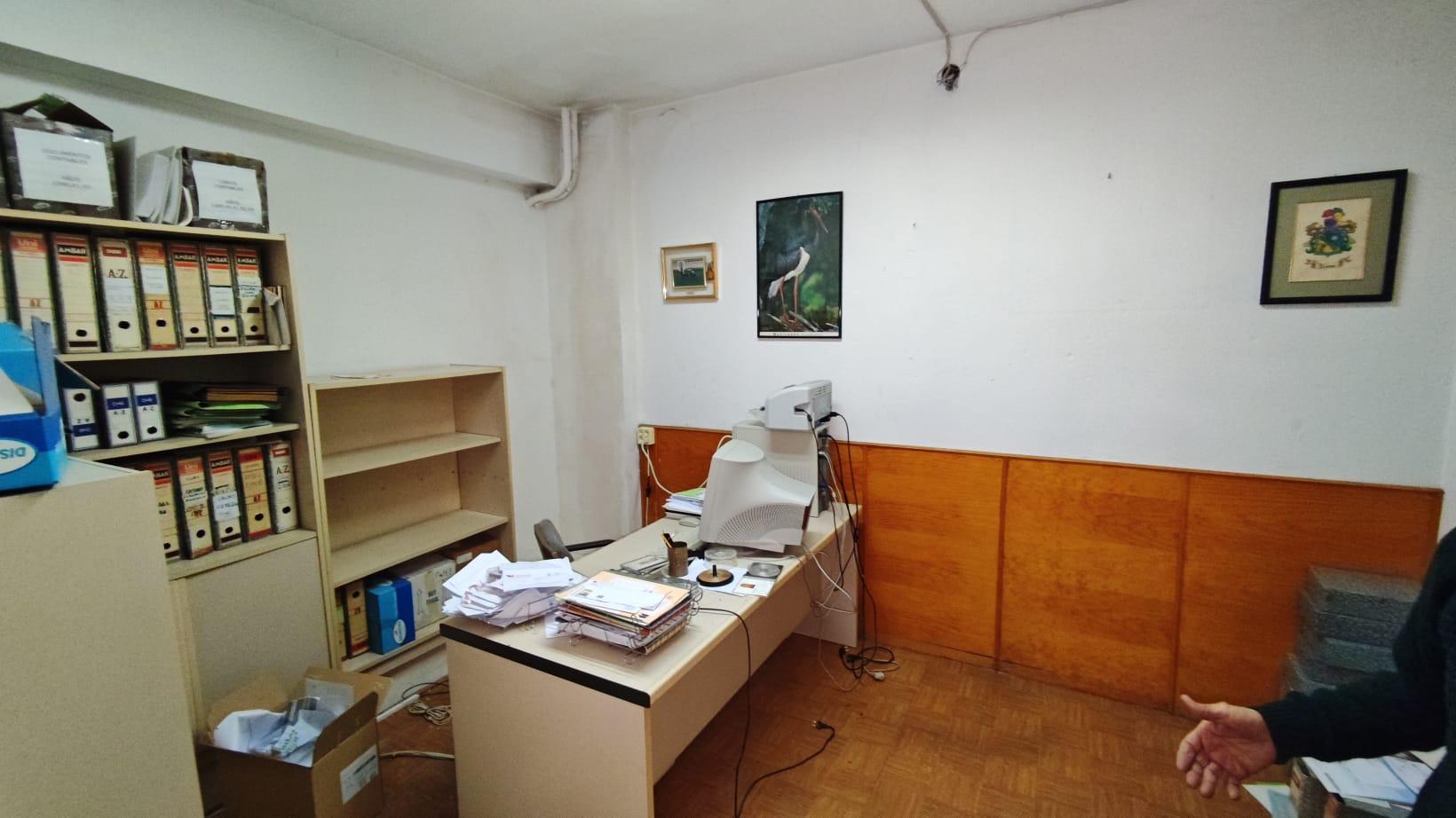 Imagen 6 Local Comercial en venta en Plasencia / Local comercial en frente de Puerta del Sol.