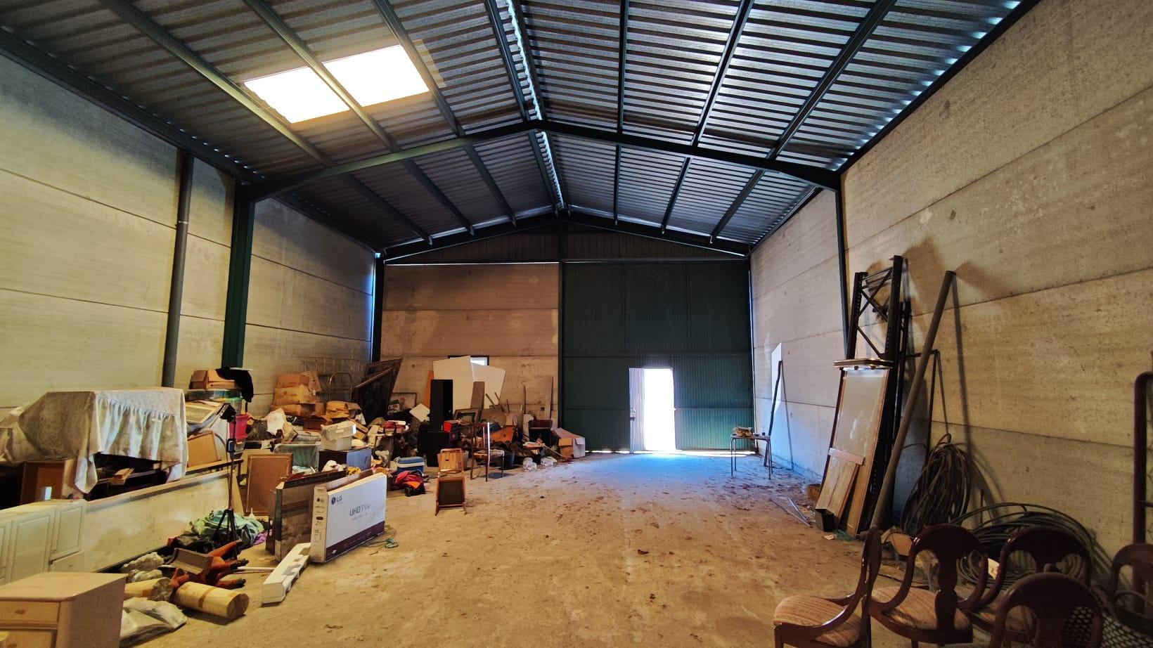 Imagen 3 Local Industrial en venta en Plasencia / Polígono industrial de Plasencia. 