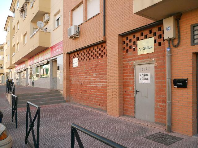 Imagen 2 Inmueble 301880 - Local Comercial en venta en Plasencia / Local comercial al lado del Mercadona y el polígono 
