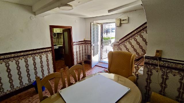 Imagen 3 Inmueble 302124 - Casa en venta en Ahigal / Junto a la zona del mercadillo de los domingos