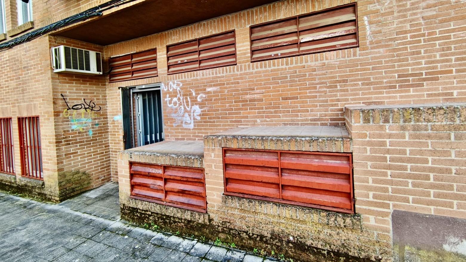 Imagen 2 Local Comercial en venta en Plasencia / En la calle Sor Valentina Mirón