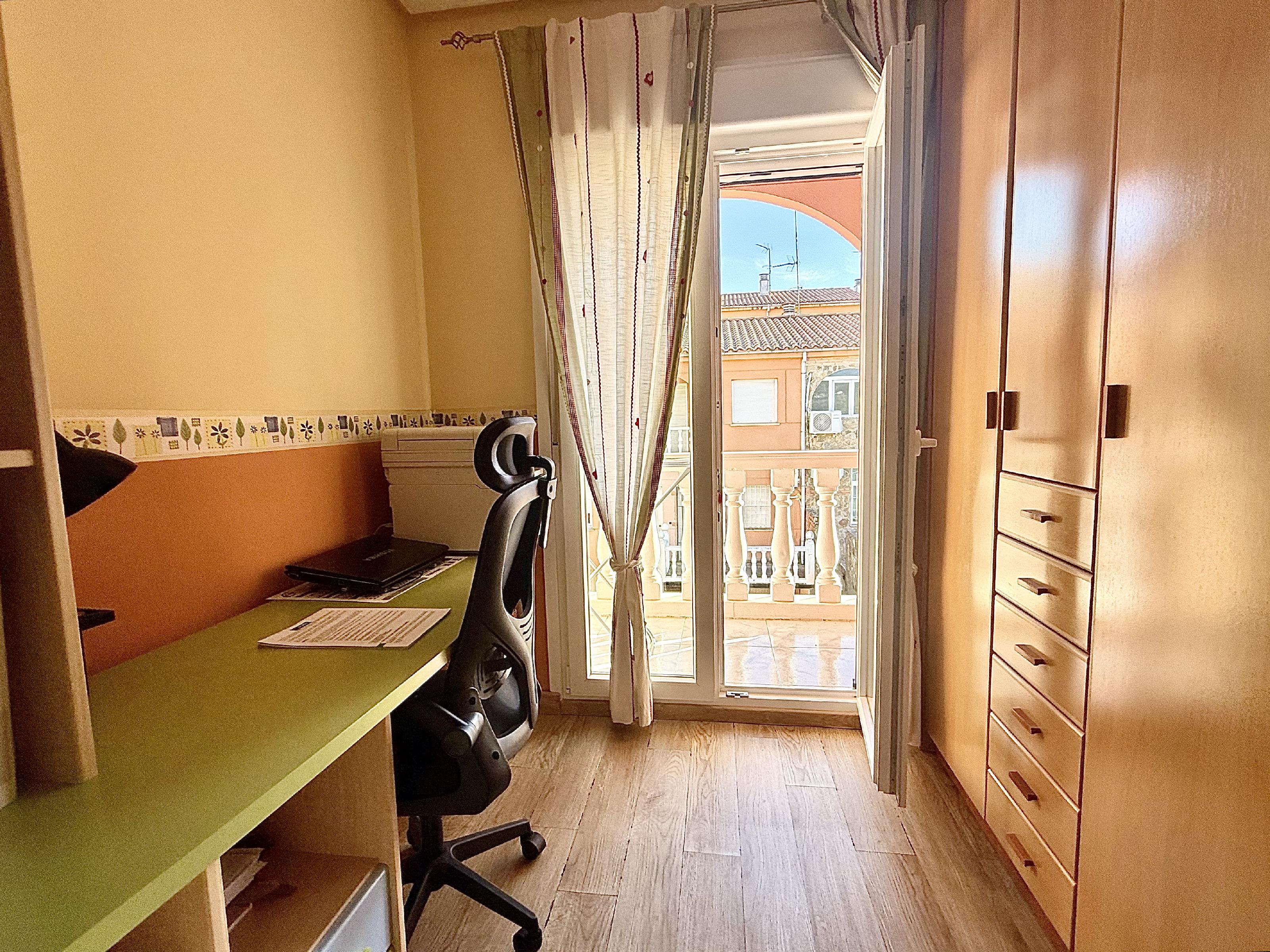 Imagen 35 Dúplex en venta en Plasencia / A 5 minutos de Carrefour