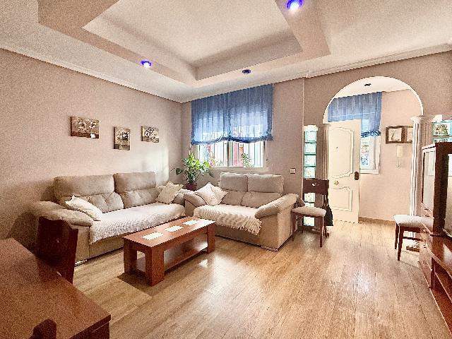 Imagen 1 Inmueble 302292 - Dúplex en venta en Plasencia / A 5 minutos de Carrefour