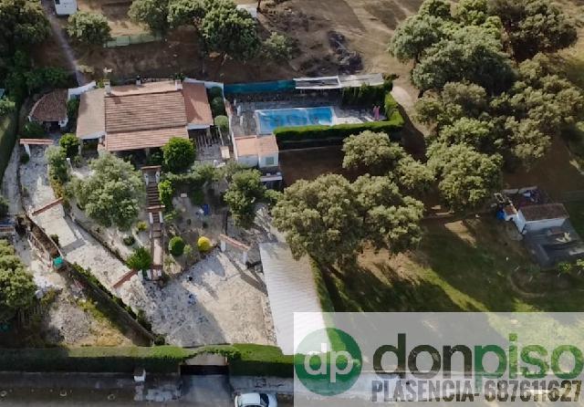 Imagen 2 Inmueble 302346 - Casa Rústica en venta en Malpartida De Plasencia / En la Carretera N630