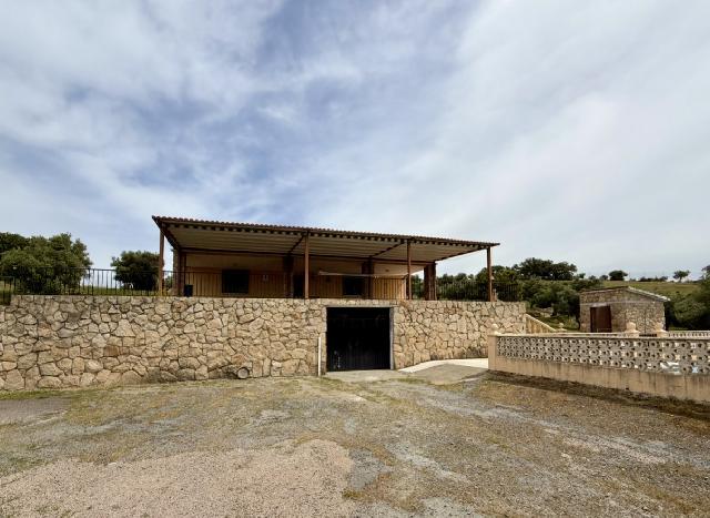 Imagen 5 Inmueble 302441 - Casa Rústica en venta en Plasencia / Al lado de la Ex 304, circunvalación Sur de Plasencia