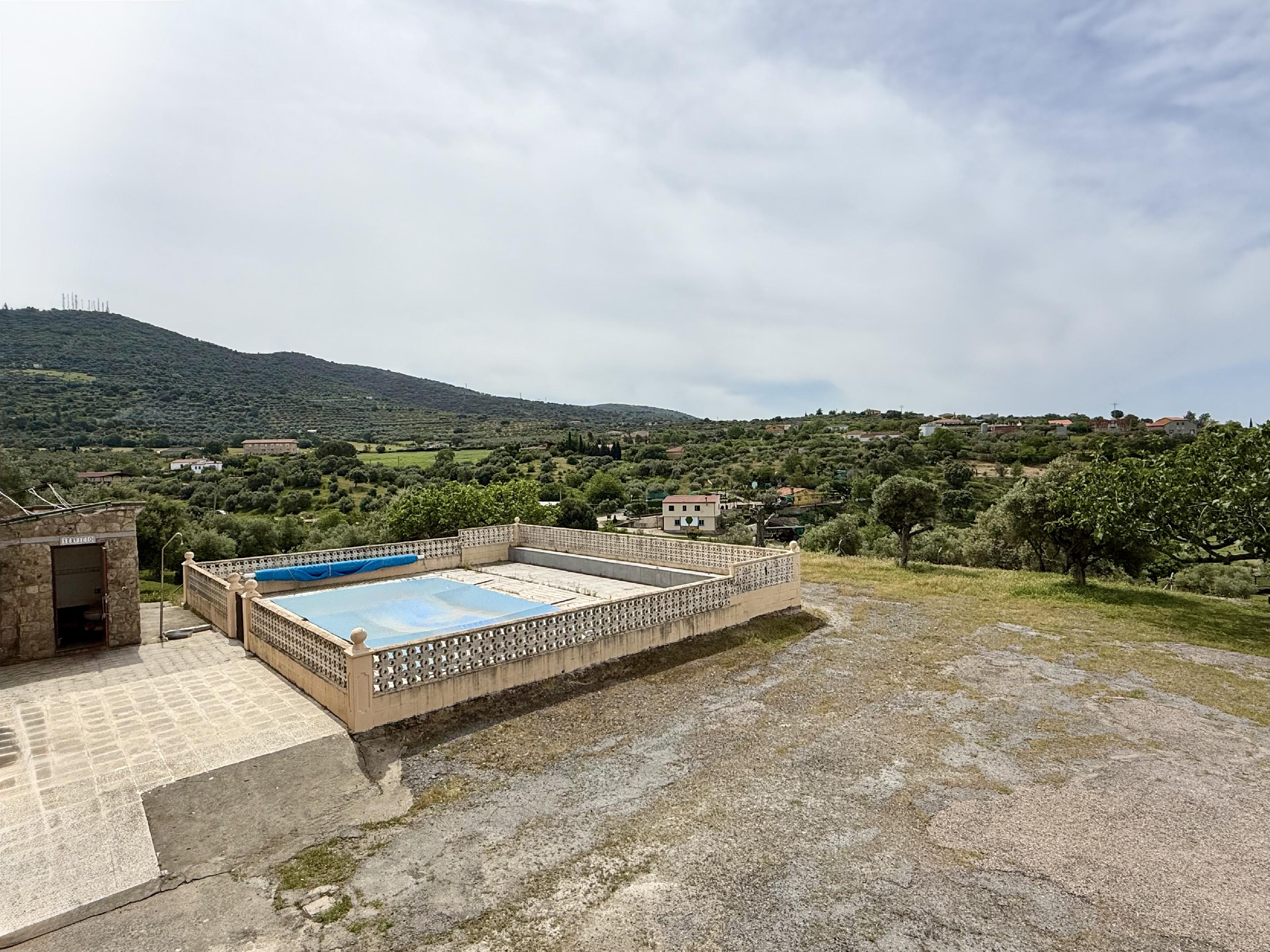 Imagen 21 Casa Rústica en venta en Plasencia / Al lado de la Ex 304, circunvalación Sur de Plasencia