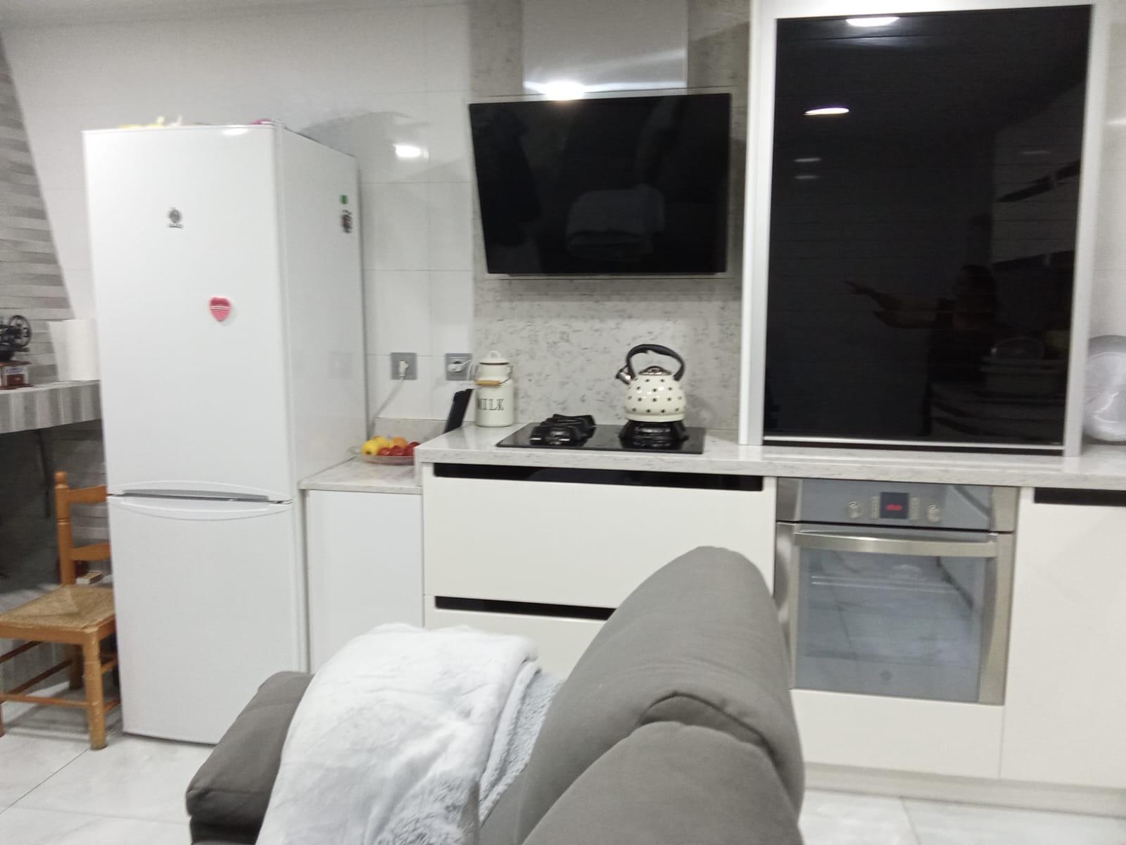 Imagen 5 Casa en venta en Plasencia / Zona San Miguel, cercano al campo de fútbol municipal