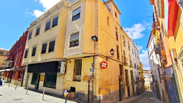 Imagen 1 Inmueble 302565 - Piso en venta en Plasencia / Santa Ana 36. Plasencia (Cáceres)