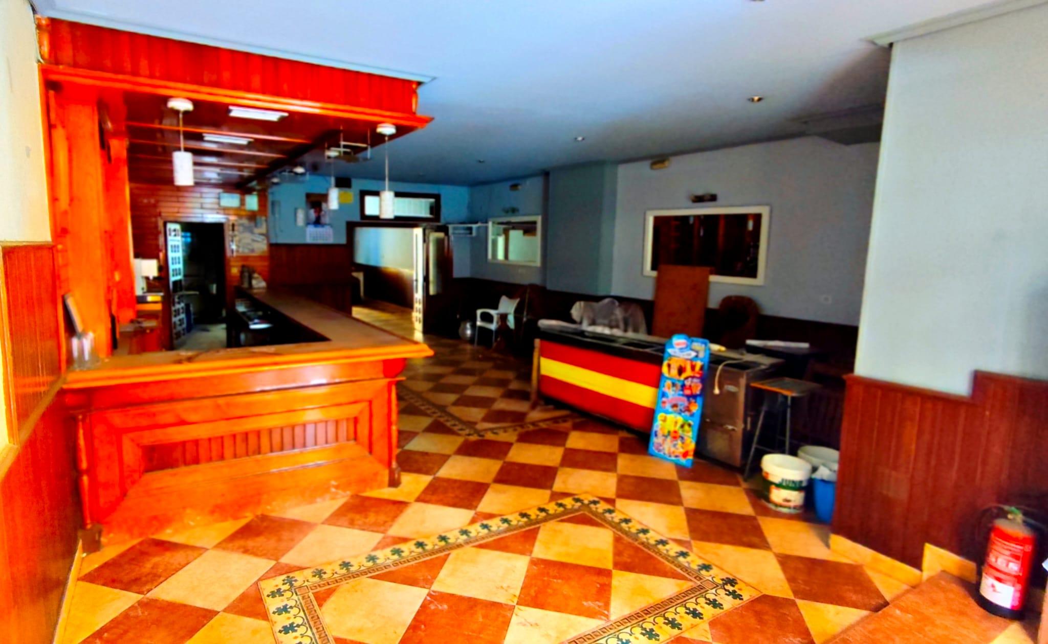 Imagen 3 Local Comercial en venta en Plasencia / C/Manuel Bermejo 18