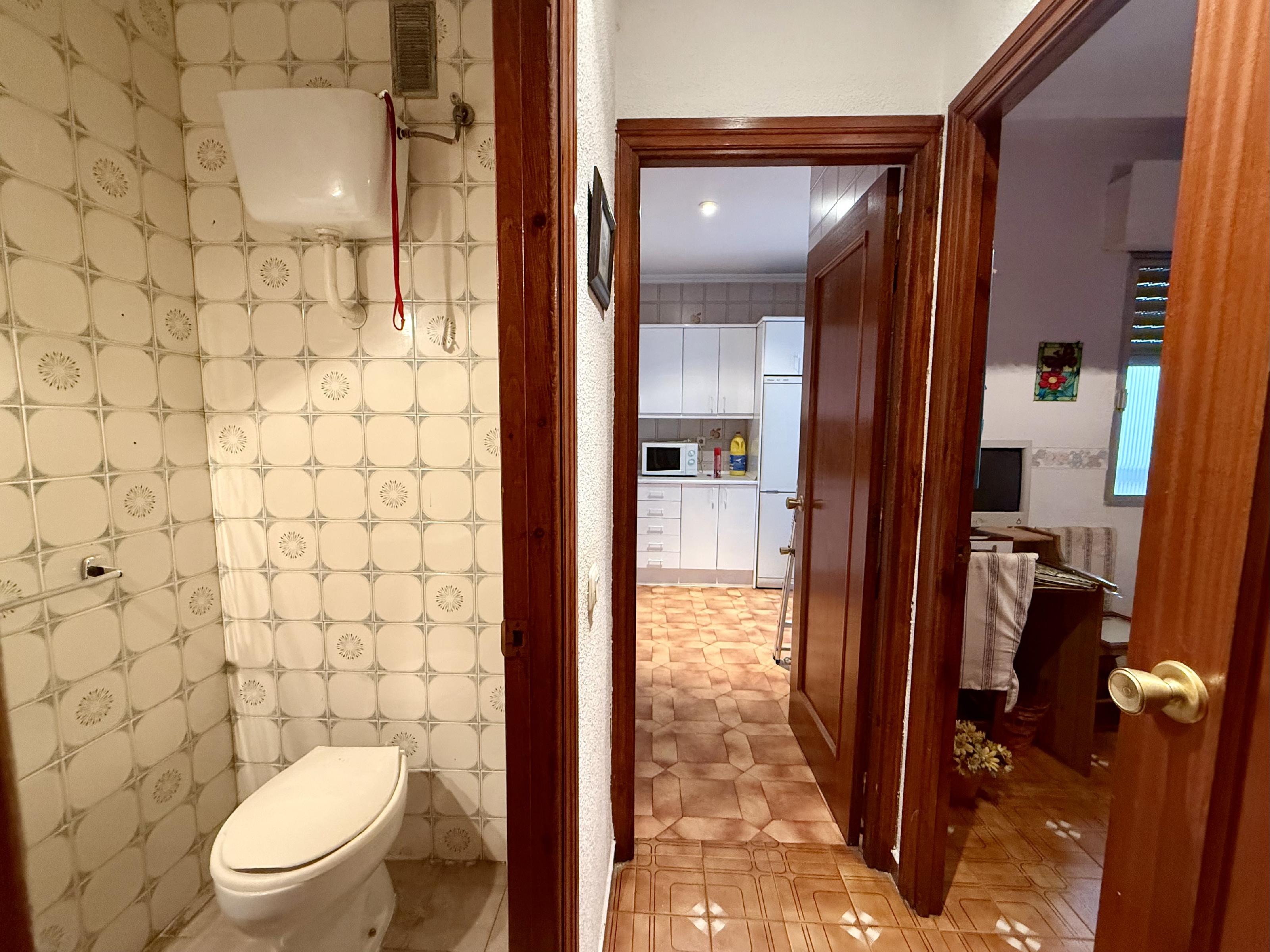 Imagen 9 Piso en venta en Plasencia / En la Avenida Alfonso Viii, centro ciudad