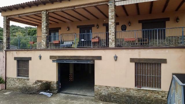 Imagen 3 Inmueble 304166 - Casa Rústica en venta en Plasencia / En la Sierra de Santa Bárbara