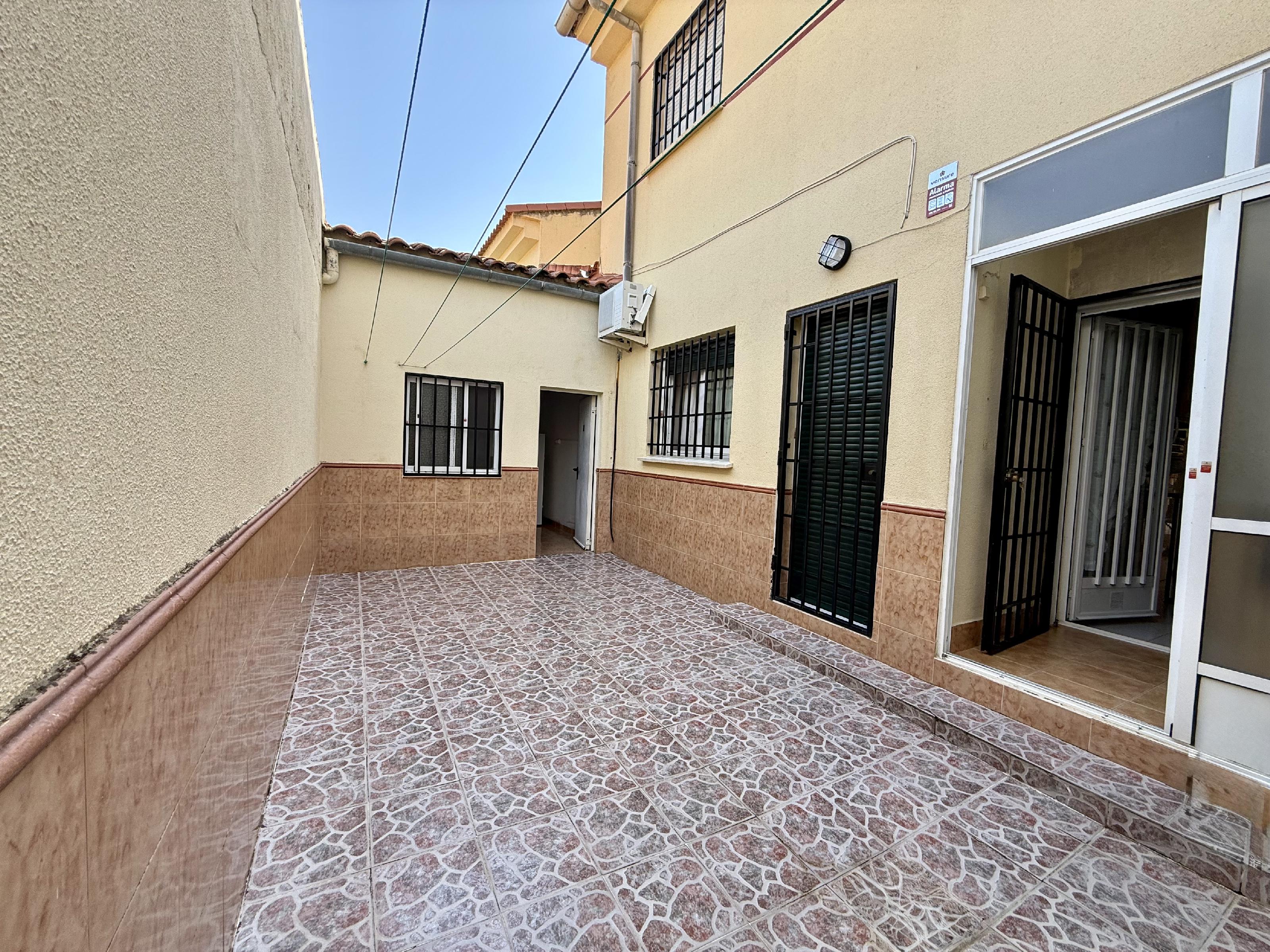 Imagen 7 Casa en venta en Plasencia / En la calle Bertrand Russell