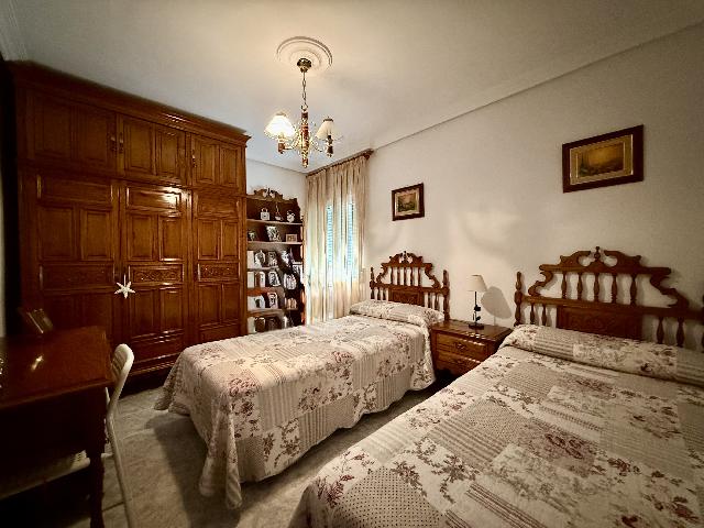 Imagen 10 Inmueble 305324 - Piso en venta en Torno (El) / Al lado del Ayuntamiento