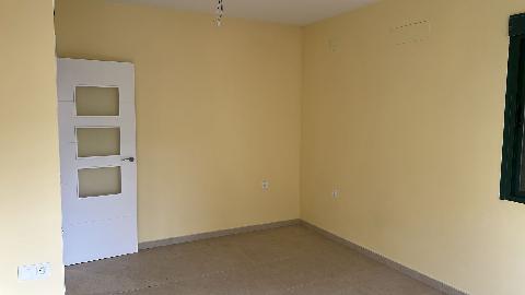 Imagen 11 Inmueble 290734 - Apartamento en venta en Casar De Cáceres / Situada en el centro del pueblo,cerca de la Pla...
