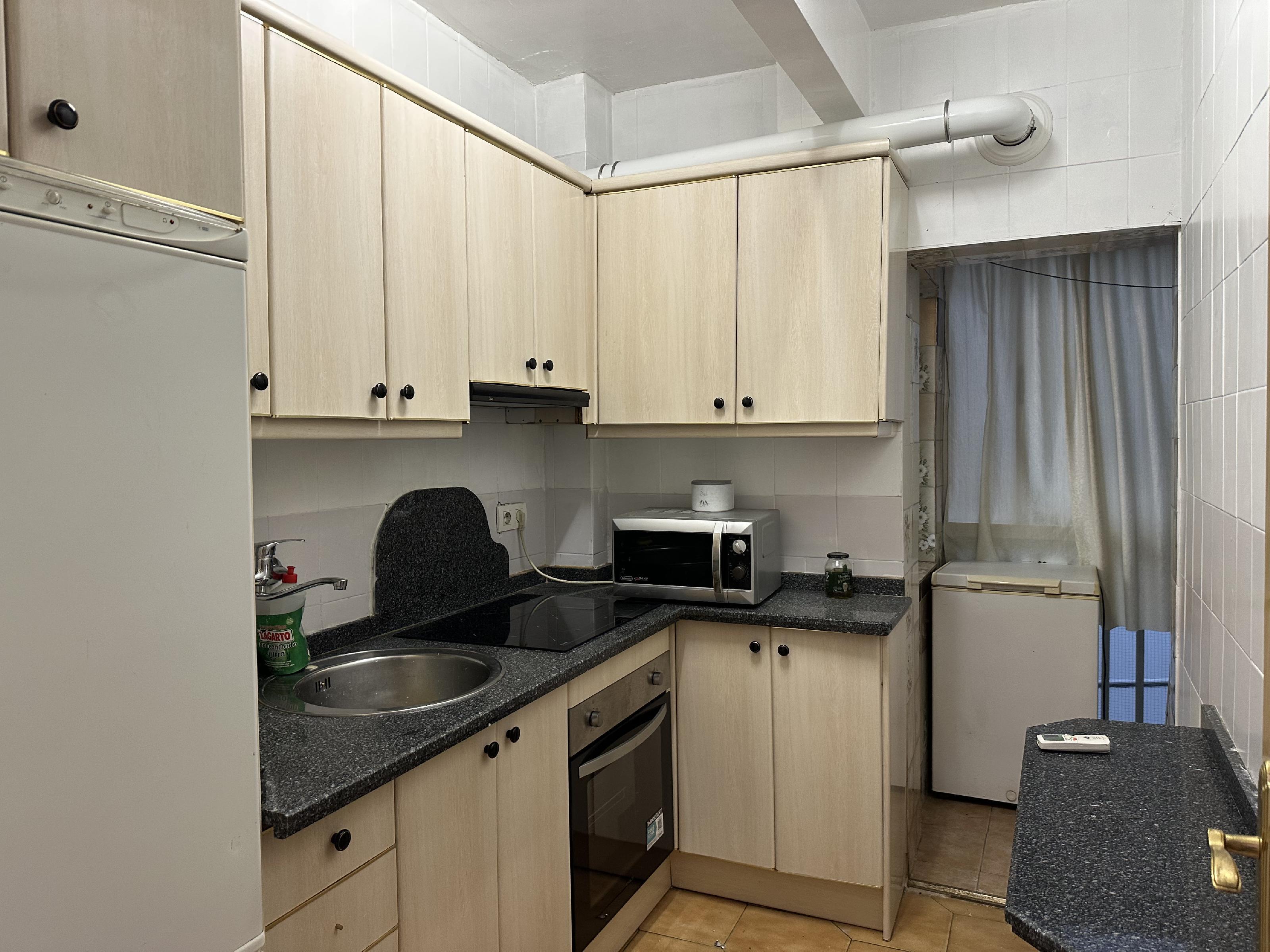 Imagen 5 Piso en venta en Plasencia / Plasencia cerca del centro 