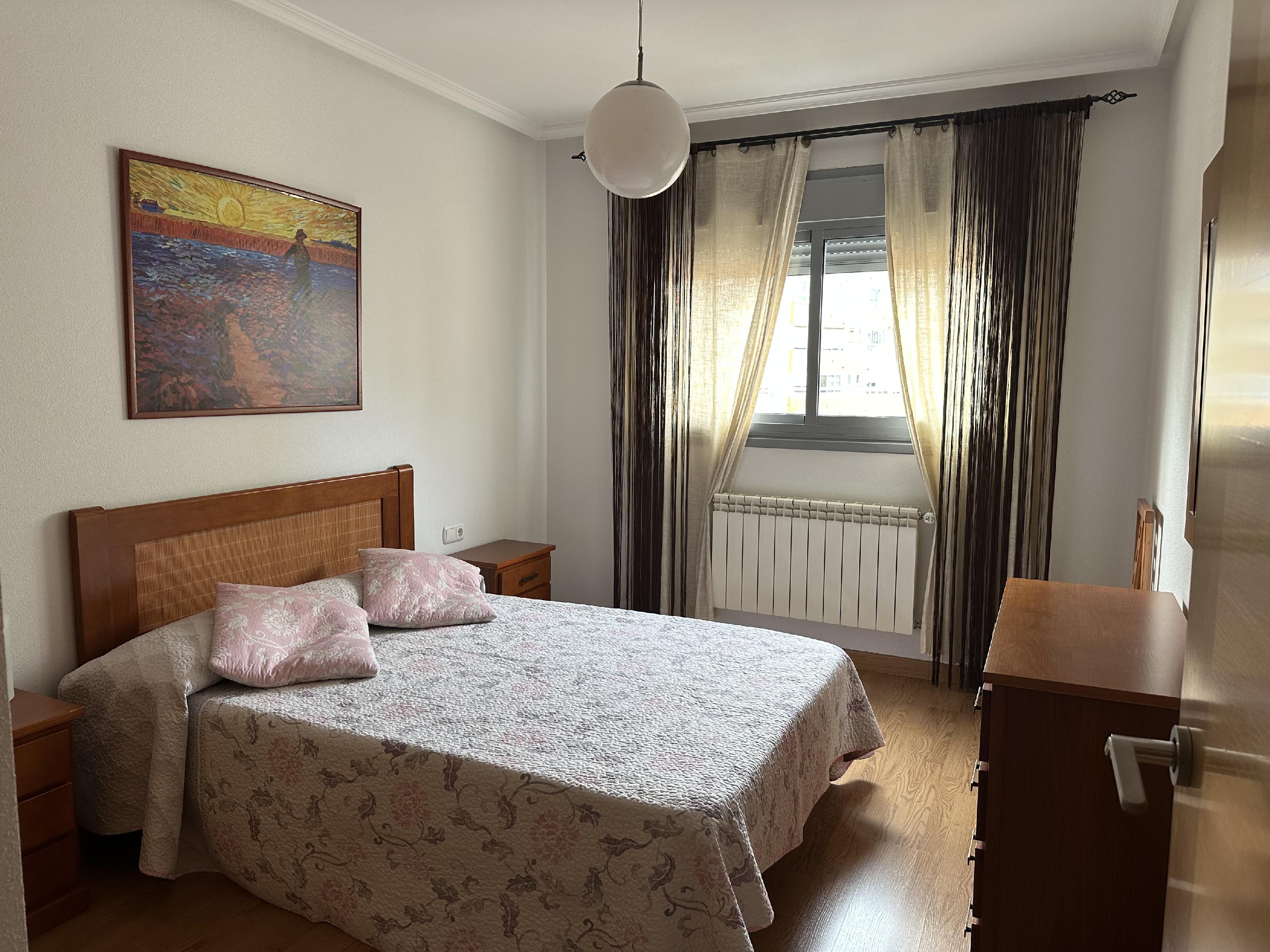 Imagen 4 Piso en venta en Cáceres / Zona de Rodeo - Cerca de centro