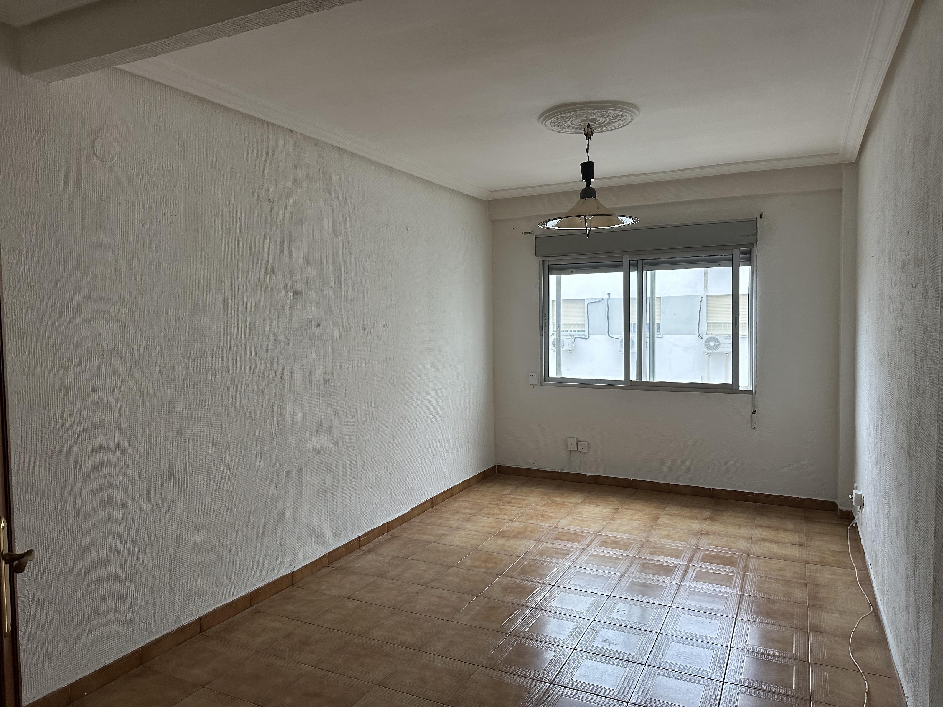 Imagen 2 Piso en venta en Cáceres / Centro de Cáceres