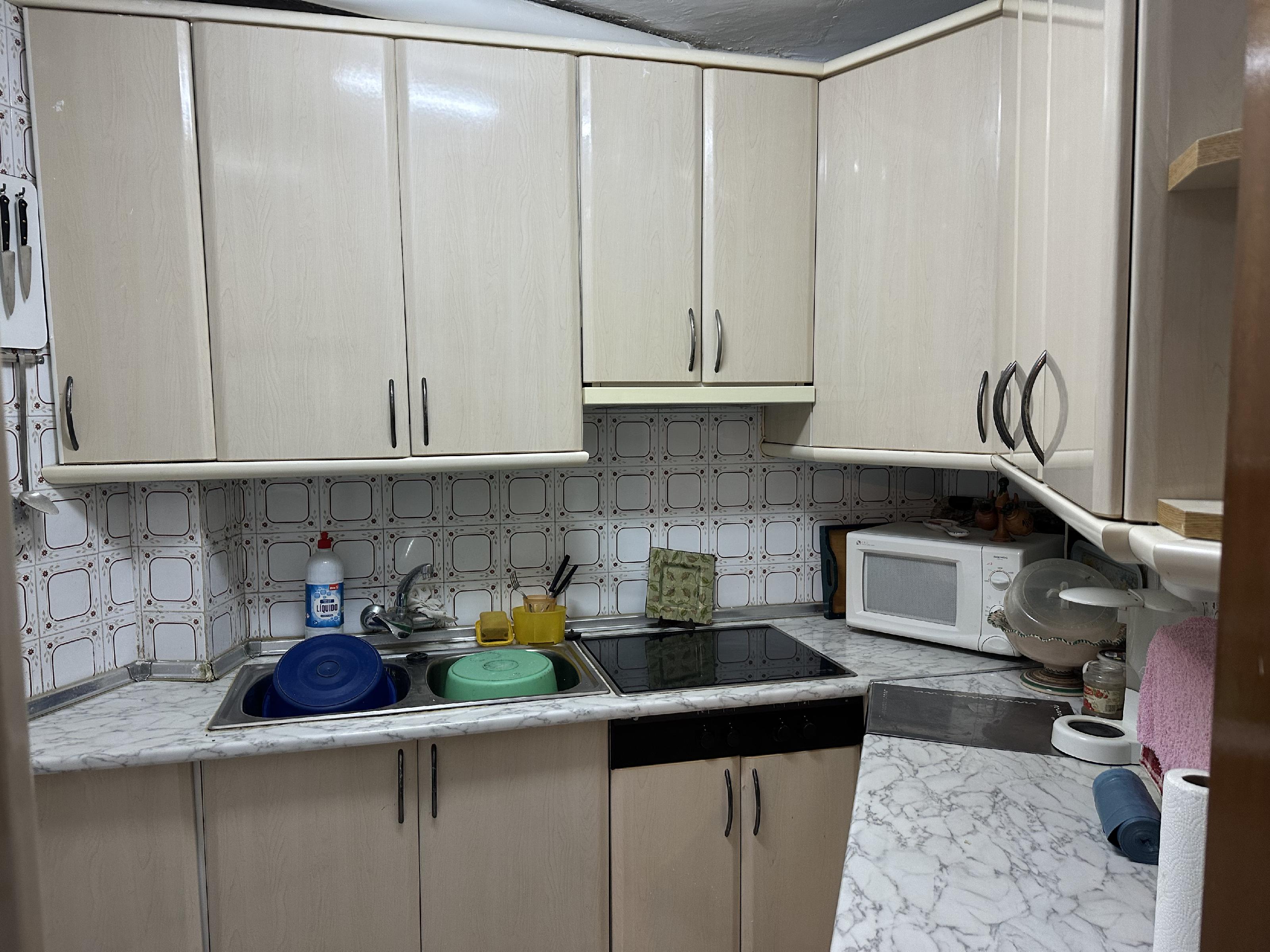 Imagen 3 Piso en venta en Cáceres / Avenida de Hispanidad