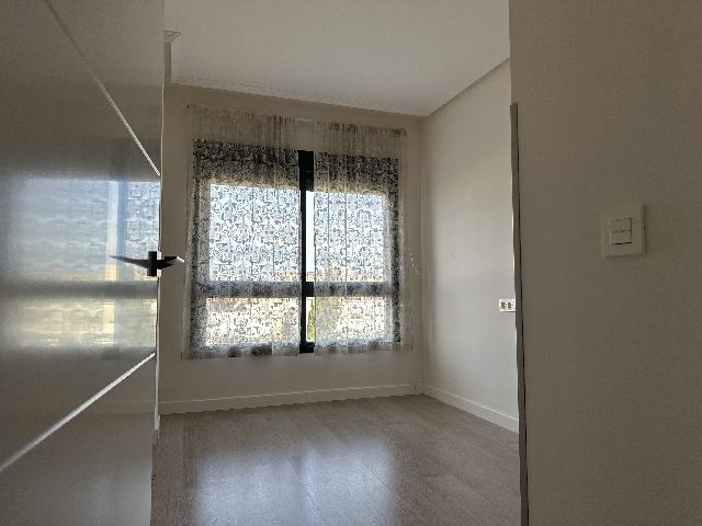Imagen 10 Inmueble 299421 - Piso en venta en Cáceres / Zona Casa Plata
