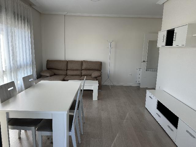 Imagen 1 Inmueble 299421 - Piso en venta en Cáceres / Zona Casa Plata