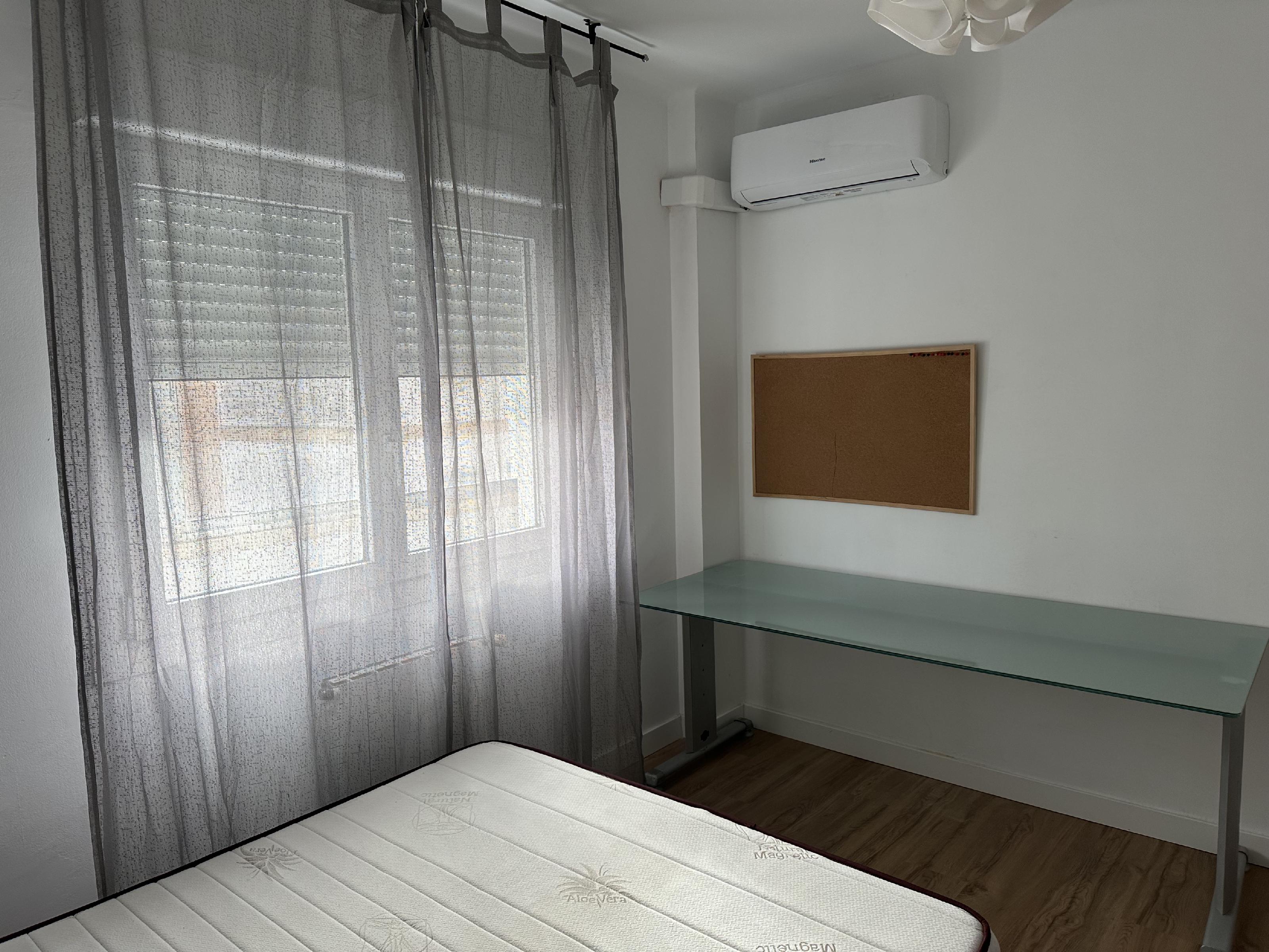 Imagen 6 Piso en alquiler en Cáceres / Zona cercana a centro y Ruta De La Plata