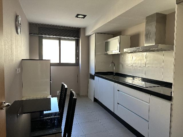 Imagen 2 Inmueble 299492 - Piso en venta en Cáceres / Zona tranquila con edificios de reciente construcción