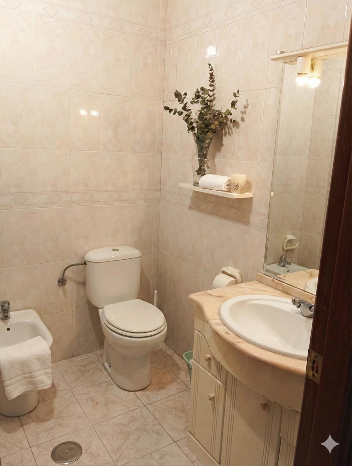 Imagen 10 Piso en venta en Cáceres / Entrada de Aldea Moret