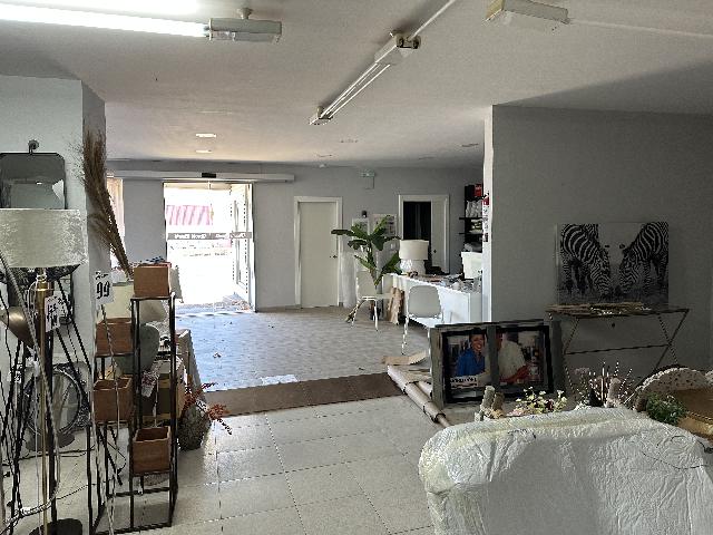 Imagen 4 Inmueble 299888 - Local Industrial en alquiler en Cáceres / Junto a vistahermosa