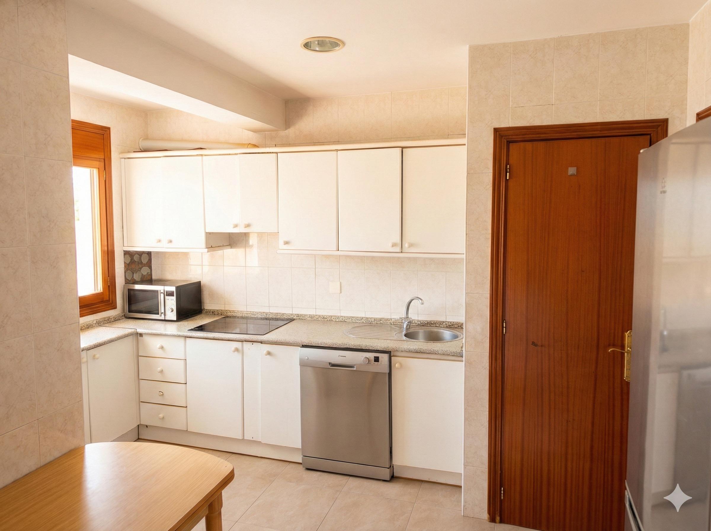 Imagen 2 Apartamento en venta en Cáceres / Centro de Cáceres