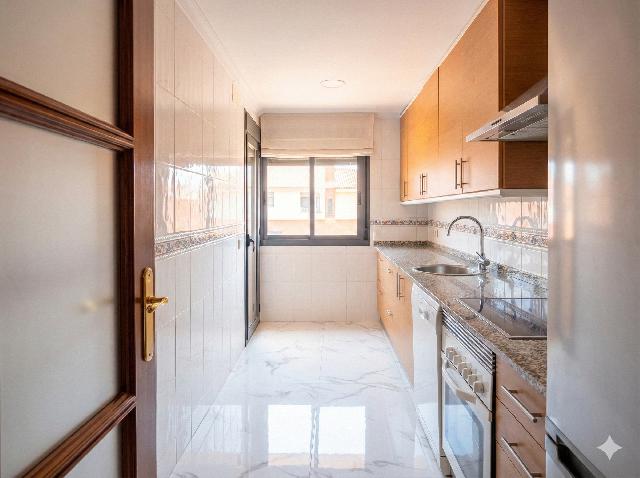 Imagen 6 Inmueble 300016 - Piso en venta en Cáceres / Zona Nuevo Cáceres