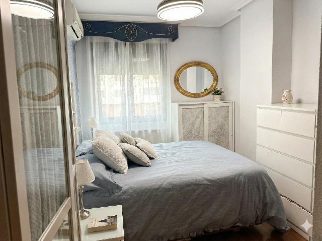 Imagen 3 Inmueble 300016 - Piso en venta en Cáceres / Zona Nuevo Cáceres