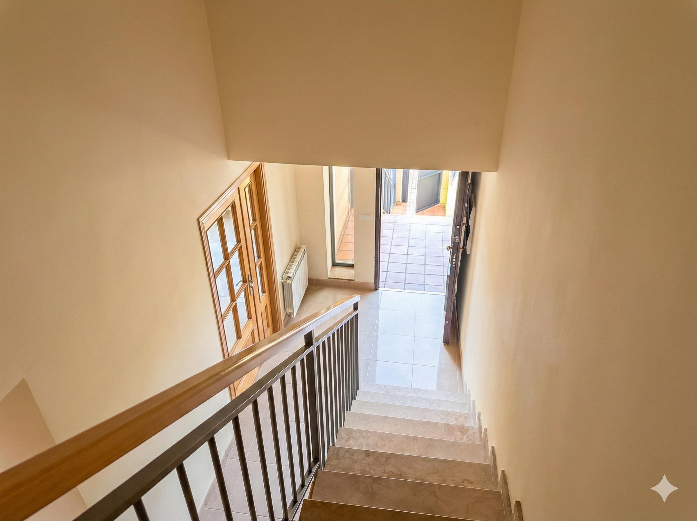 Imagen 12 Casa Adosada en venta en Cáceres / Zona casa plata