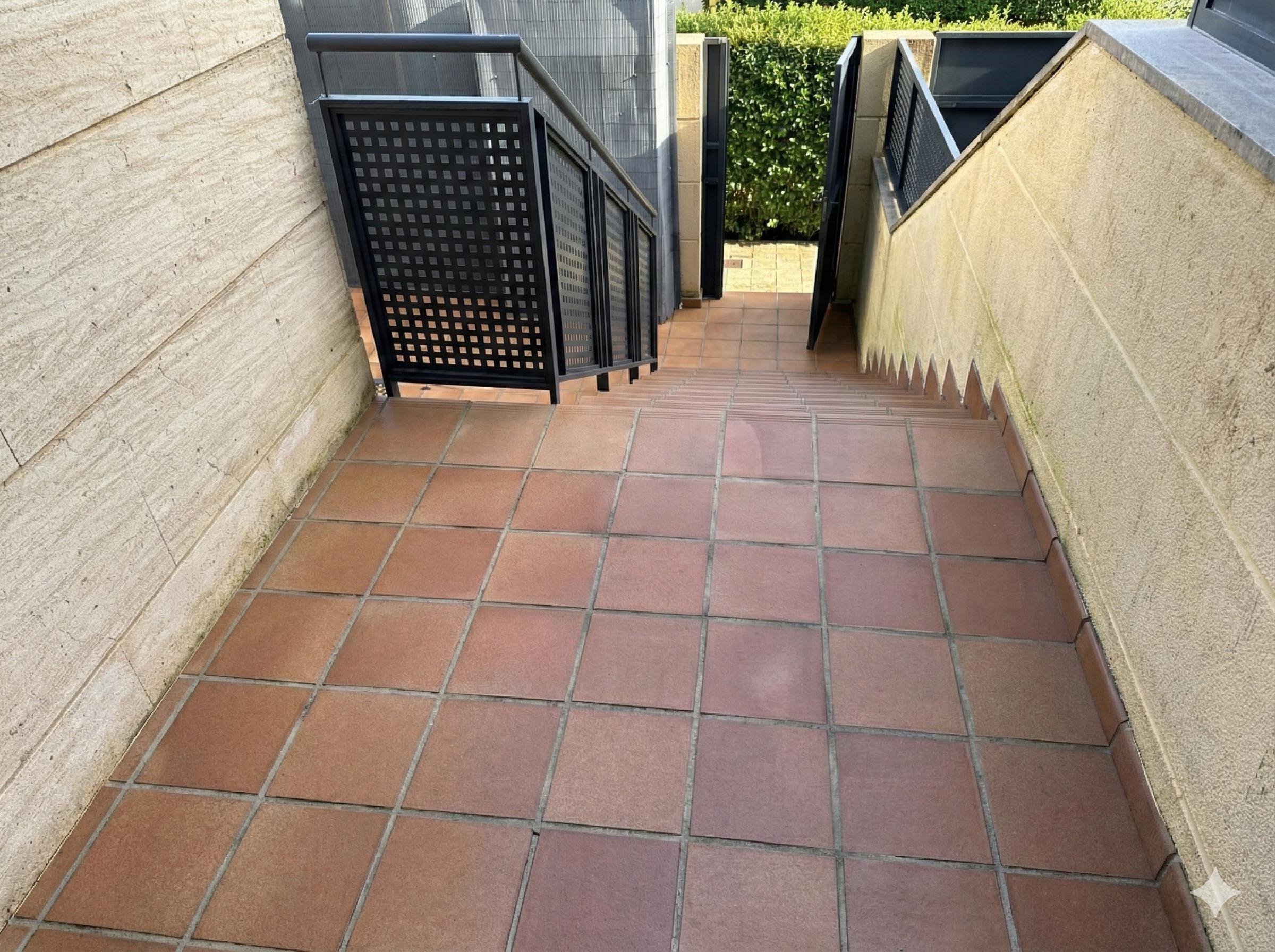 Imagen 18 Casa Adosada en venta en Cáceres / Zona casa plata