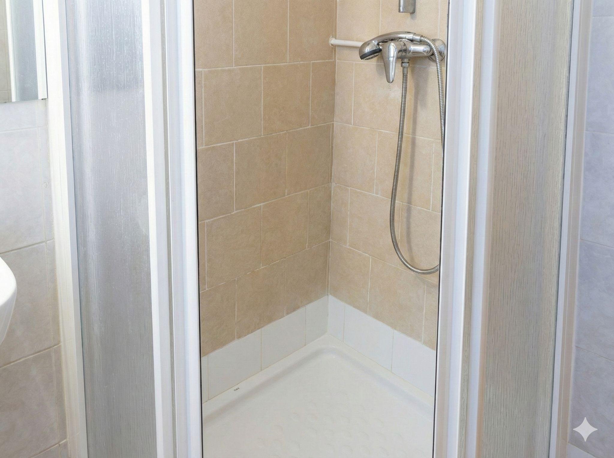 Imagen 9 Piso en venta en Cáceres / Zona muy cerca a Cruz de los Caídos