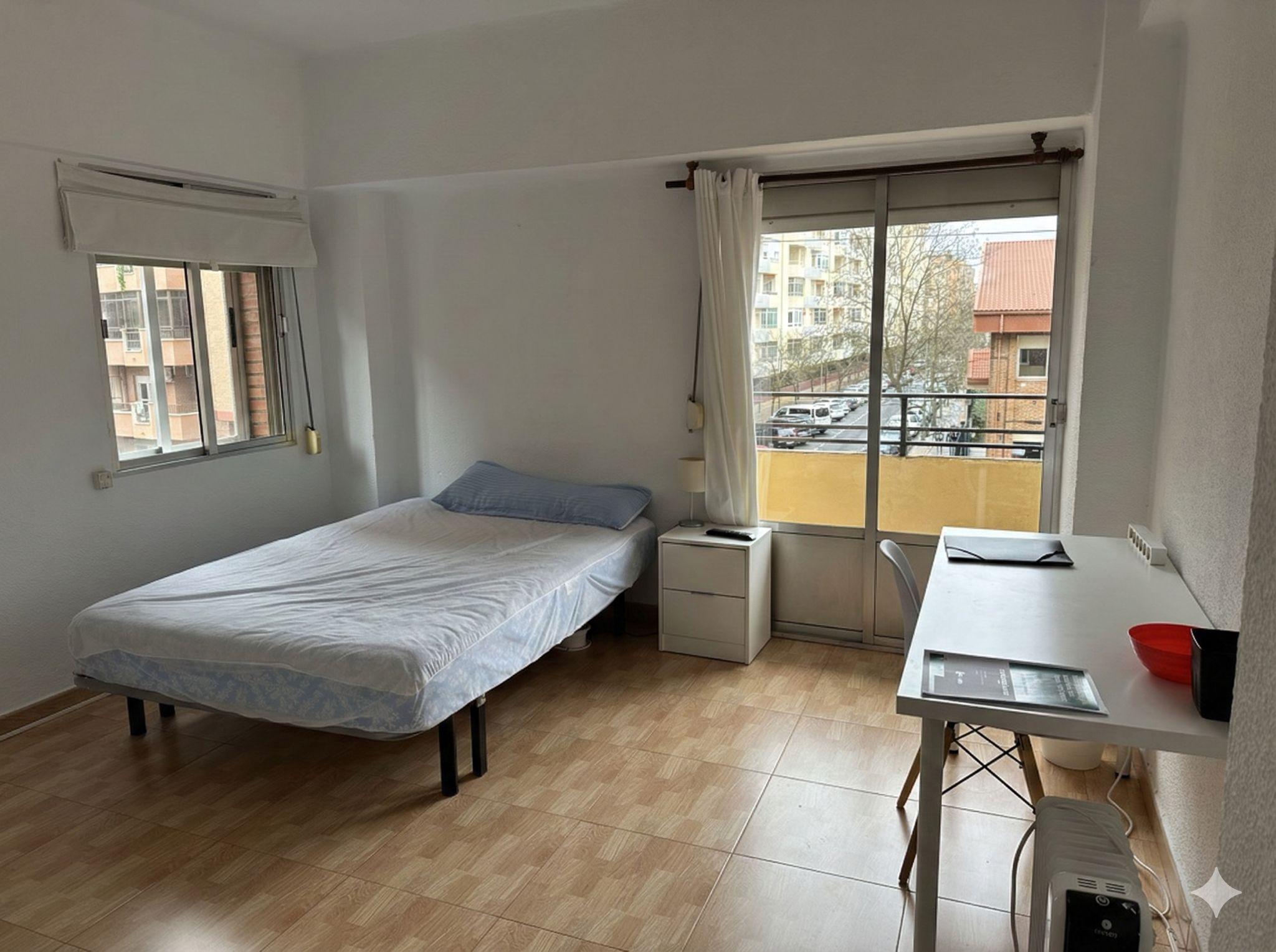 Imagen 11 Piso en venta en Cáceres / Zona muy cerca a Cruz de los Caídos