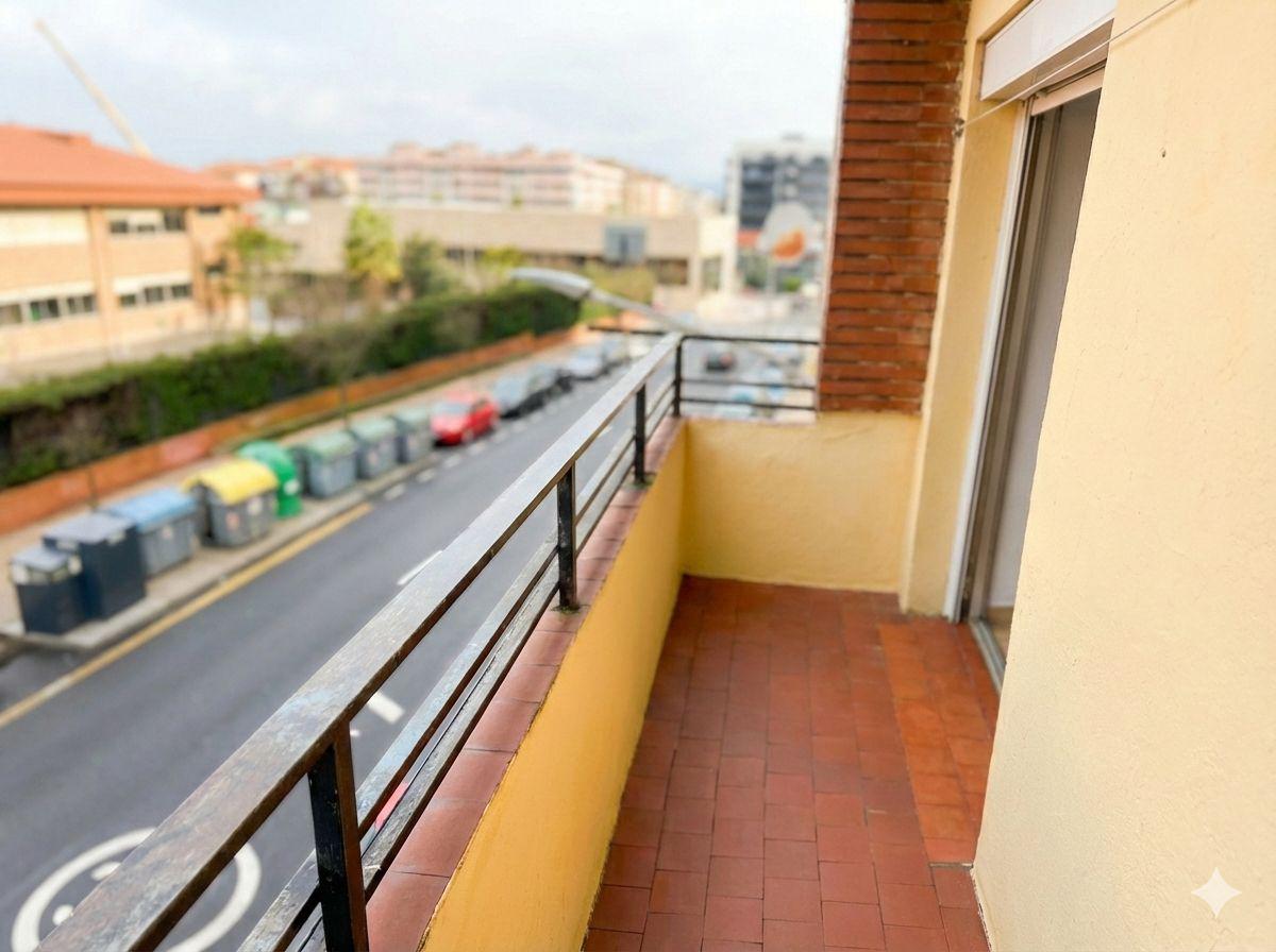 Imagen 3 Piso en venta en Cáceres / Zona muy cerca a Cruz de los Caídos