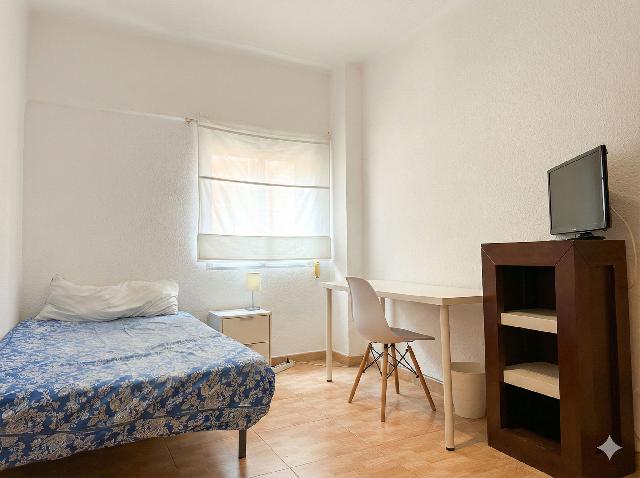 Imagen 12 Inmueble 300482 - Piso en venta en Cáceres / Zona muy cerca a Cruz de los Caídos