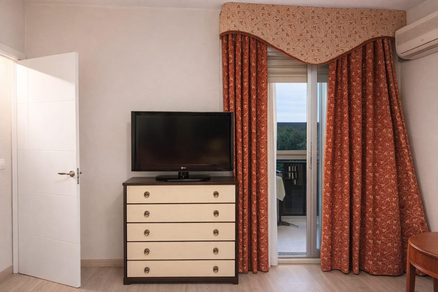 Imagen 11 Piso en venta en Cáceres / Entrada de Aldea Moret