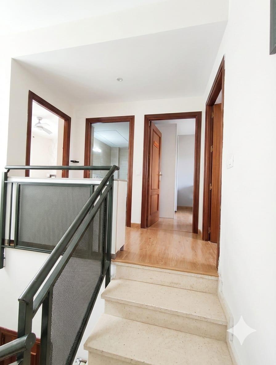 Imagen 10 Casa en venta en Cáceres / Zona de Montesol