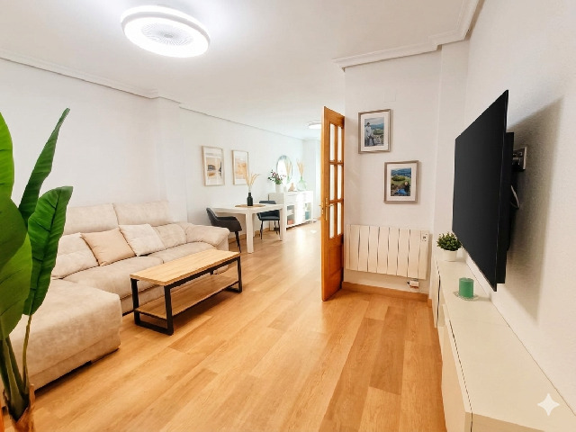 Imagen 7 Inmueble 301203 - Piso en venta en Cáceres / Entre Plaza de Toros y Plaza Mayor